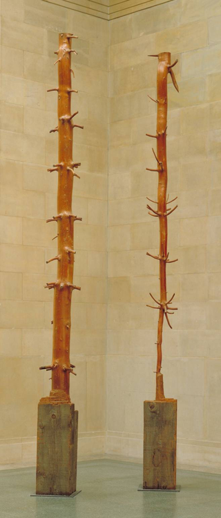 Illustration for article titled Giuseppe Penone's Hidden Life Within Shows Off A Tree Within A Tree